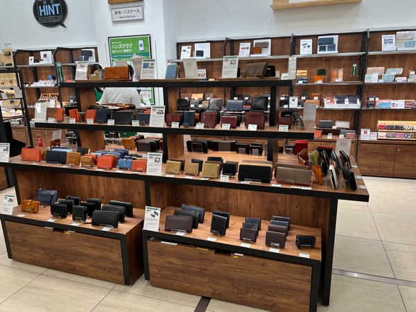 ハンズ那覇メインプレイス店の店内